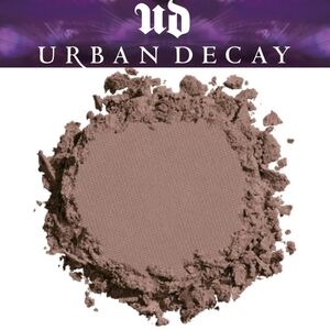 Urban Decay 24/7 Matte Eyeshadow